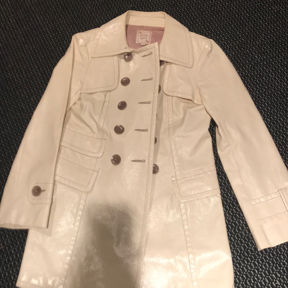 Jacket beige pattern shiny